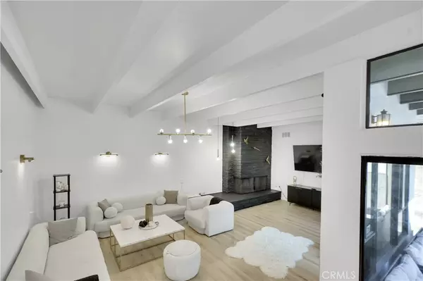 Glendale, CA 91206,606 Galer PL