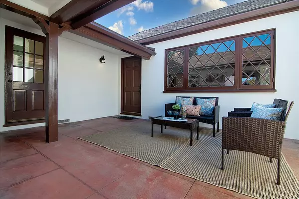 Burbank, CA 91506,1324 W Morningside