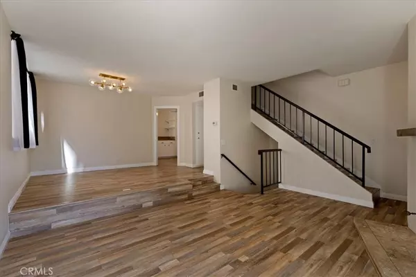 North Hollywood, CA 91602,4771 Elmer AVE