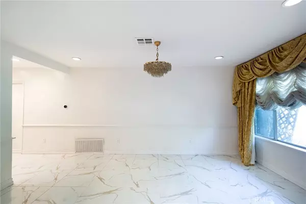 Tarzana, CA 91335,6340 Wilbur AVE