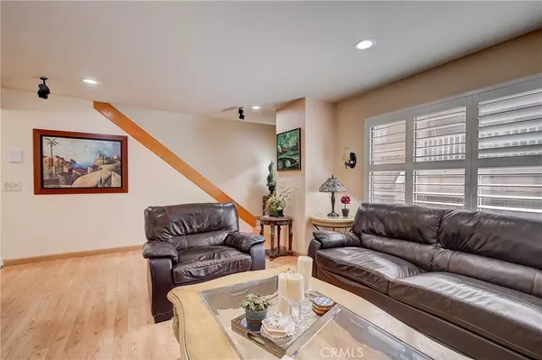 Glendale, CA 91203,655 Alexander ST #3