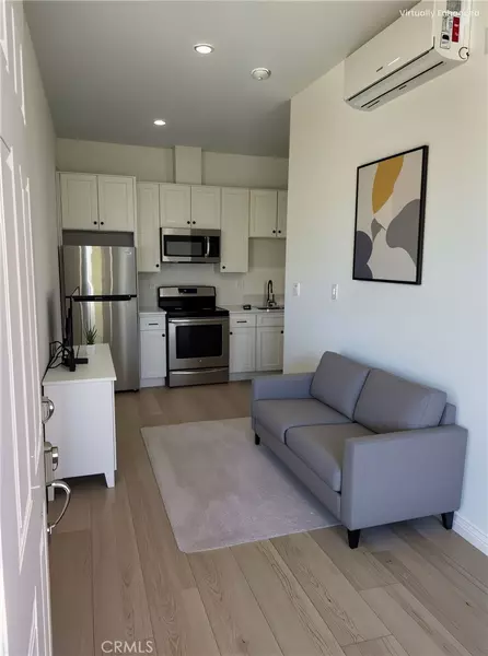 14317 Herron, Sylmar, CA 91342