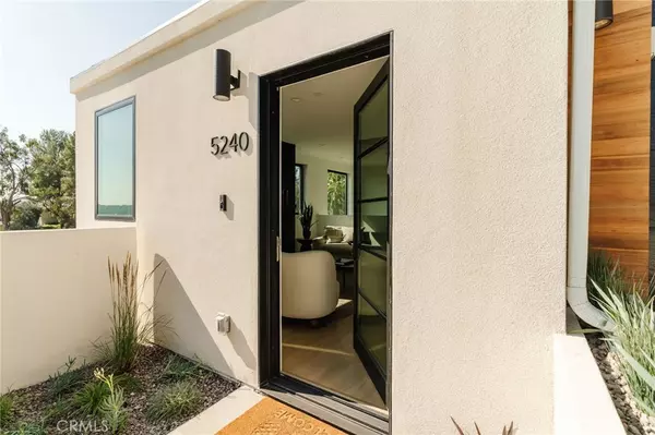 Los Angeles, CA 90042,5240 Barker Drive