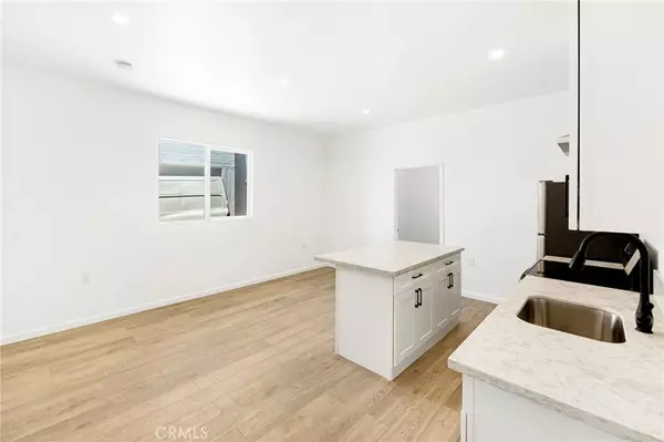 Pasadena, CA 91104,1375 N Mentor AVE #A