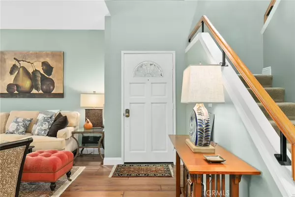 Westlake Village, CA 91362,817 Sunstone ST