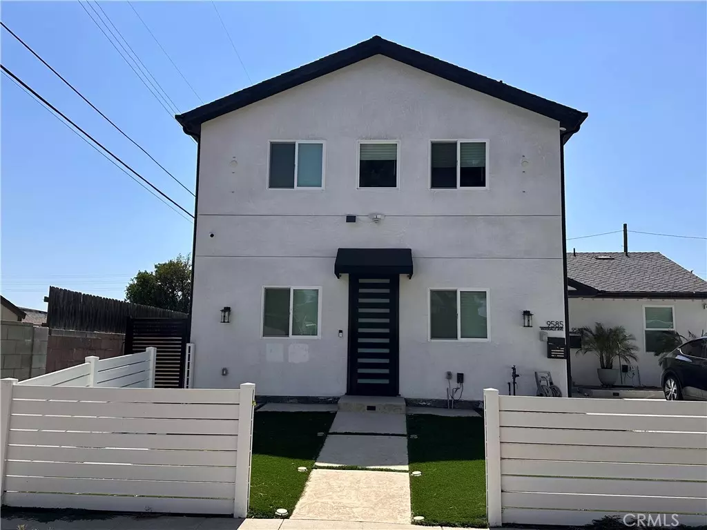 Arleta, CA 91331,9585 Woodale AVE