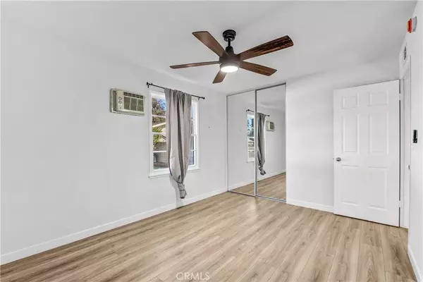 West Hills, CA 91307,7536 Shoup