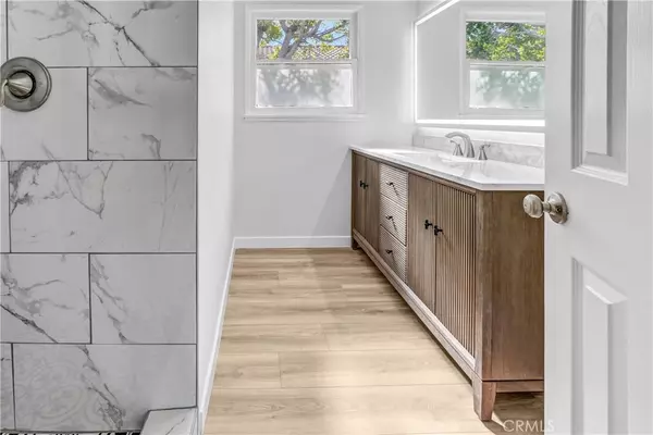 West Hills, CA 91307,7536 Shoup