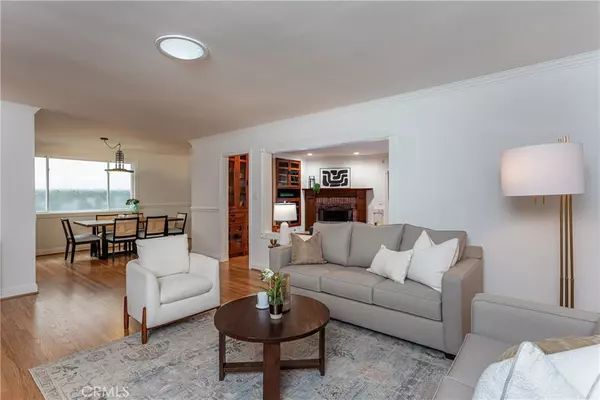 Burbank, CA 91504,842 Cornell