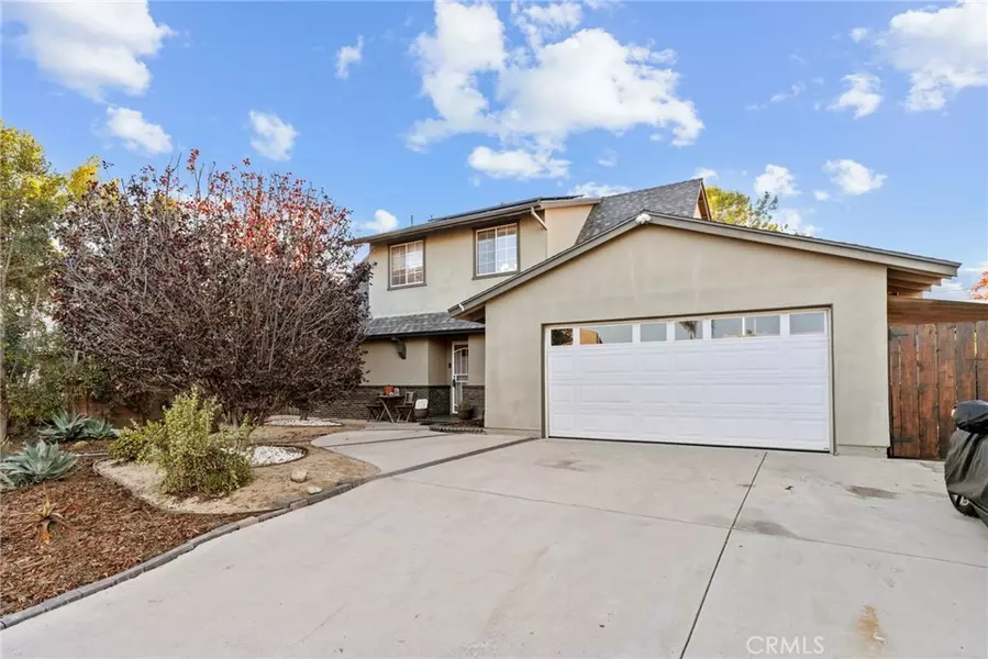 1369 Friant AVE, Simi Valley, CA 93065