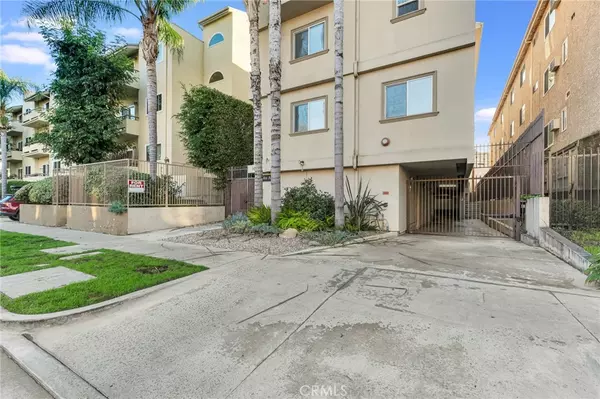 Studio City, CA 91604,10866 Bluffside #5