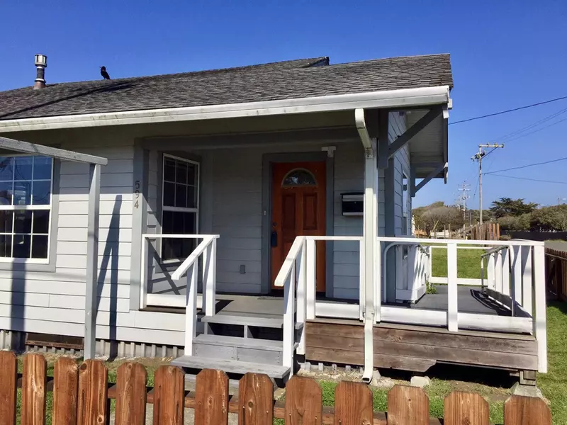 594 S Franklin ST, Fort Bragg, CA 95437