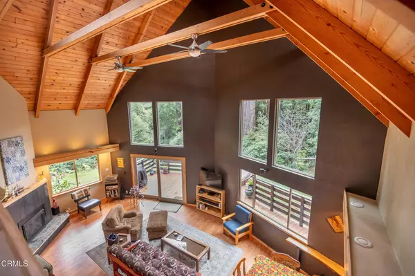 30380 Jacobson LN, Fort Bragg, CA 95437