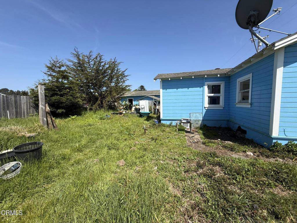 Fort Bragg, CA 95437,33180 Tregoning DR