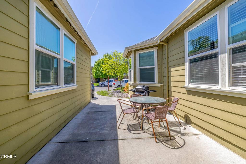Willits, CA 95490,412 Grove ST