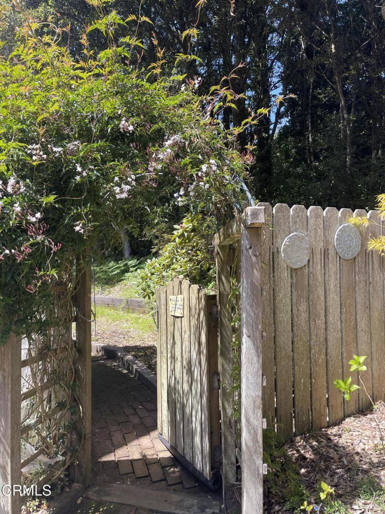 Fort Bragg, CA 95437,32691 Pearl DR