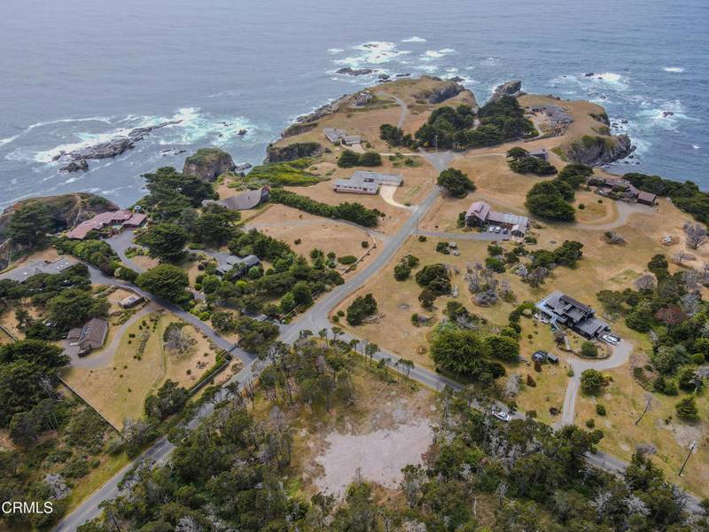 45465 Pacifica DR, Caspar, CA 95420