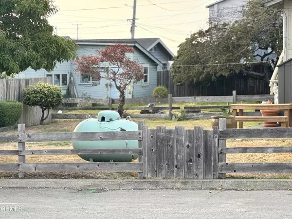 Fort Bragg, CA 95437,397 S Mcpherson ST