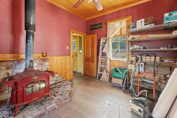 Albion, CA 95410,33850 East Lane