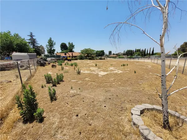 Yucaipa, CA 92399,33222 Avenue D