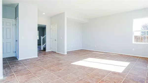 Hesperia, CA 92344,13969 Crystal ST