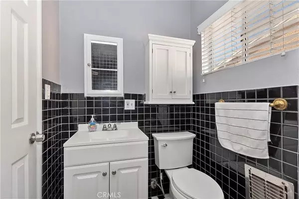 Ontario, CA 91764,1740 N Leeds AVE