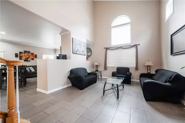 Montebello, CA 90640,121 Natasha LN