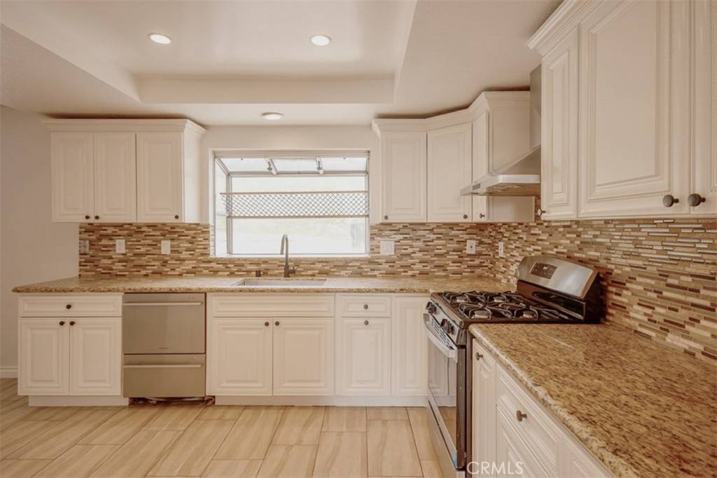 Moreno Valley, CA 92557,12042 Brixton CT