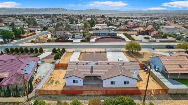 Apple Valley, CA 92307,19940 Yucca Loma RD