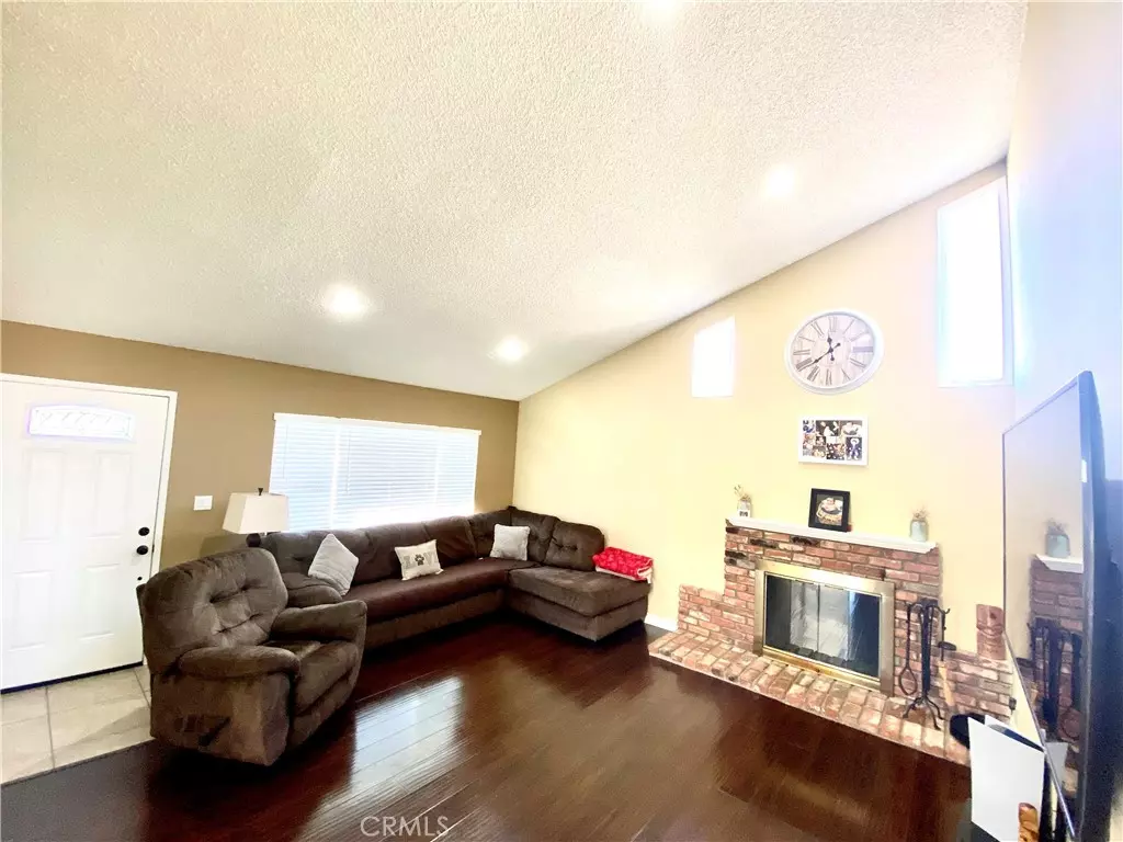 Rialto, CA 92377,2495 N Idyllwild AVE