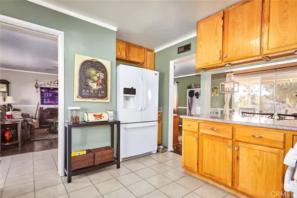 Apple Valley, CA 92308,13398 Seminole RD