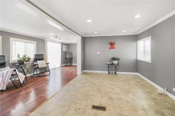 Chino, CA 91710,11906 RAMONA Ave #24