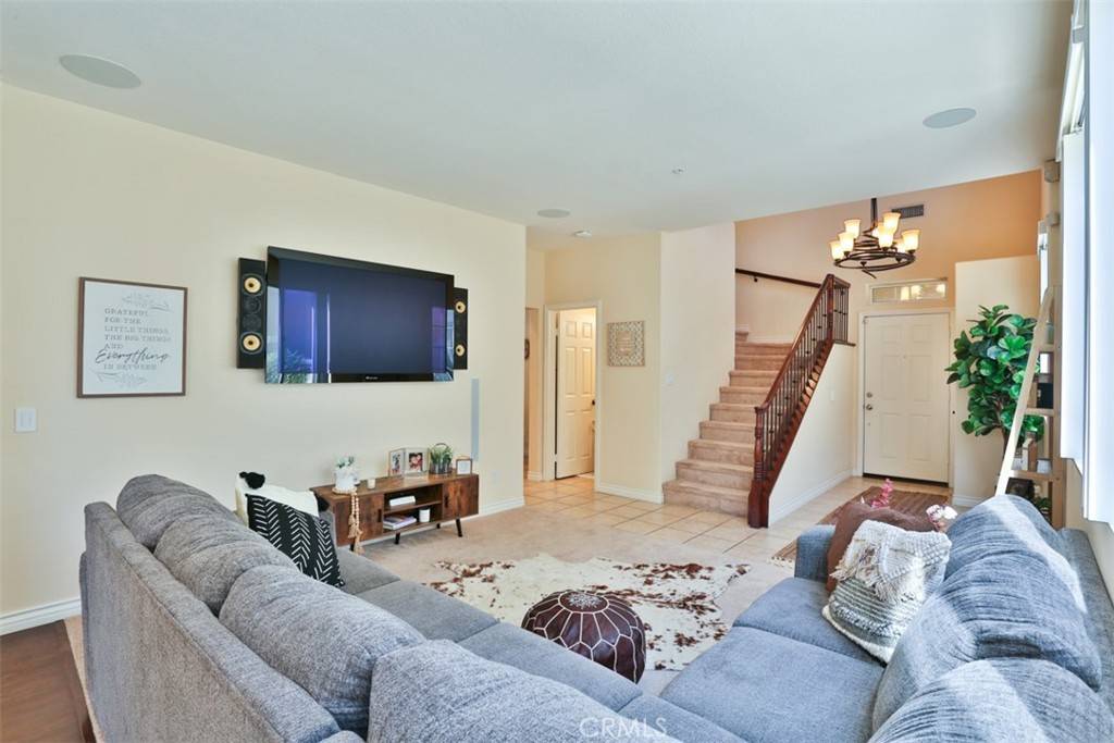 Upland, CA 91786,1392 AUGUSTA DR