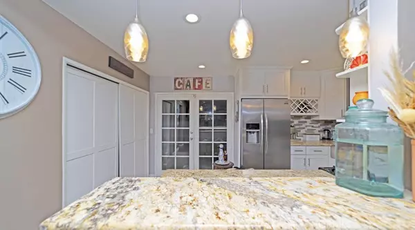 San Dimas, CA 91773,188 W Via Vaquero