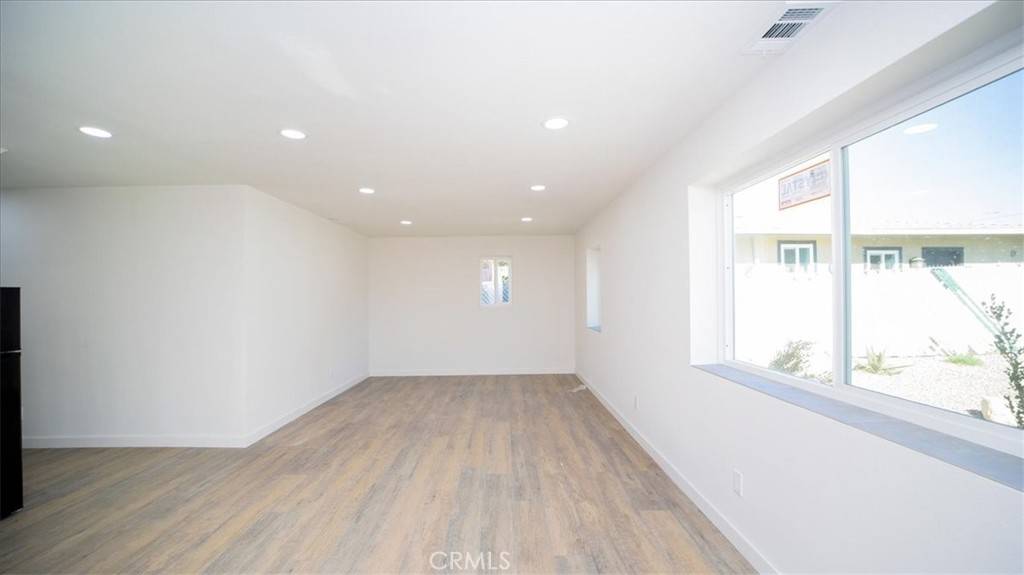 San Bernardino, CA 92405,3448 N Mayfield AVE