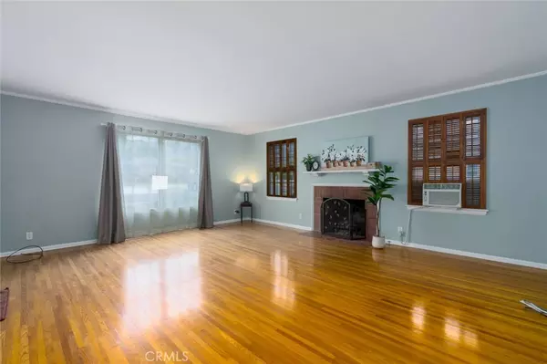 Monrovia, CA 91016,842 Oakdale AVE