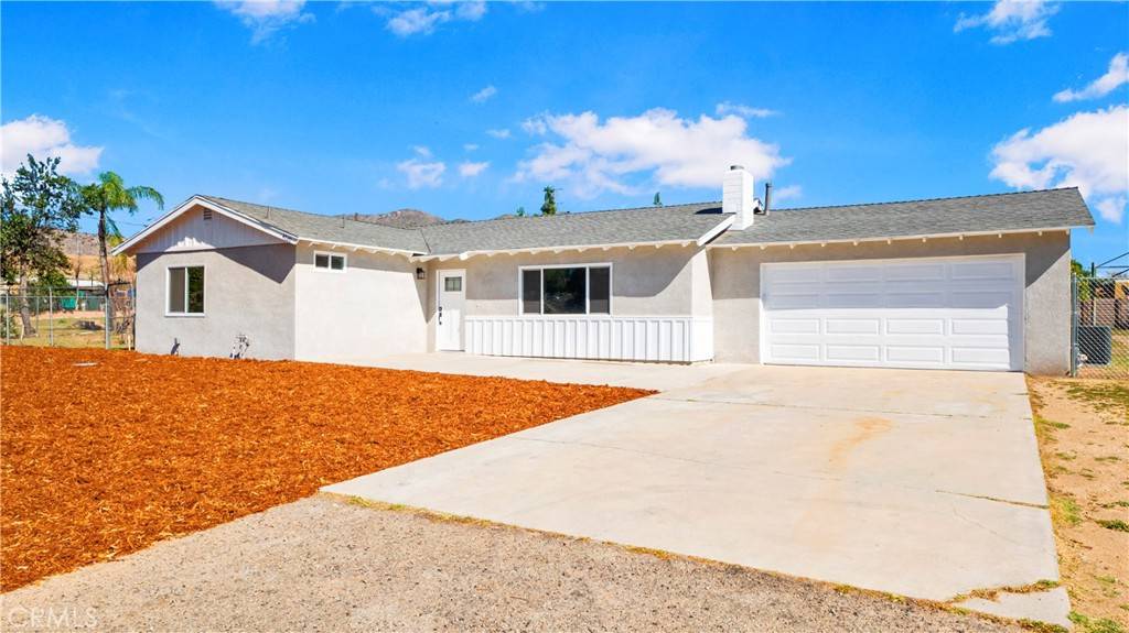 Riverside, CA 92509,4020 Vernon AVE
