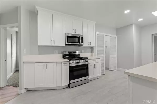 Monrovia, CA 91016,817 E Lime AVE