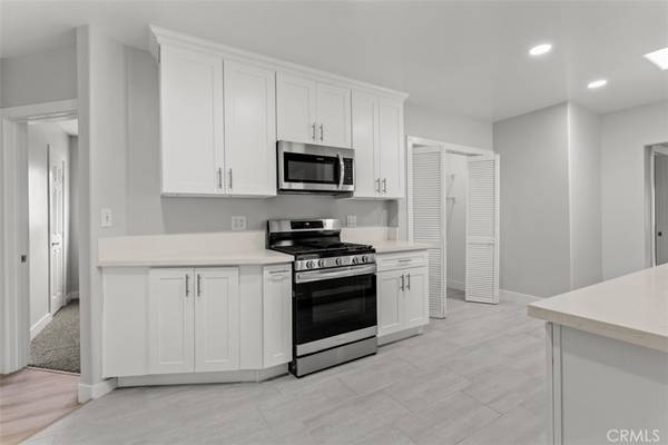 Monrovia, CA 91016,817 E Lime AVE