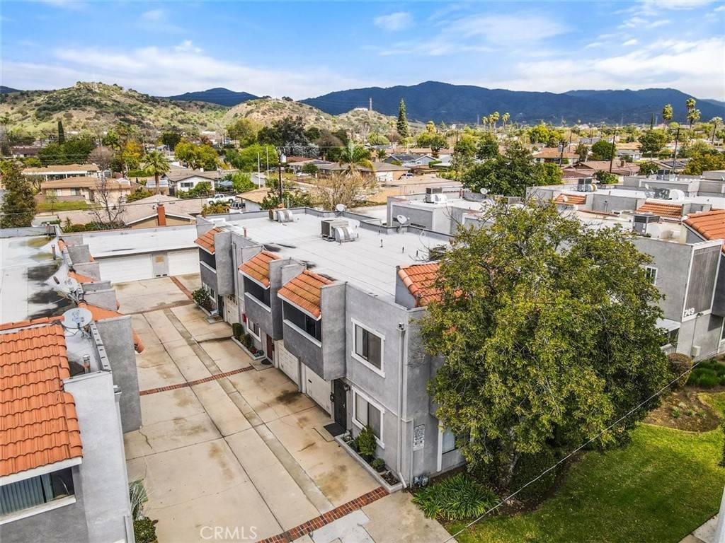 Glendora, CA 91740,745 Claraday ST #4