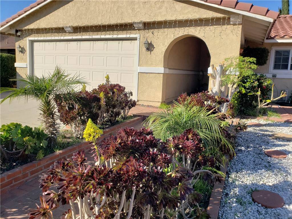 Azusa, CA 91702,155 W Renwick RD