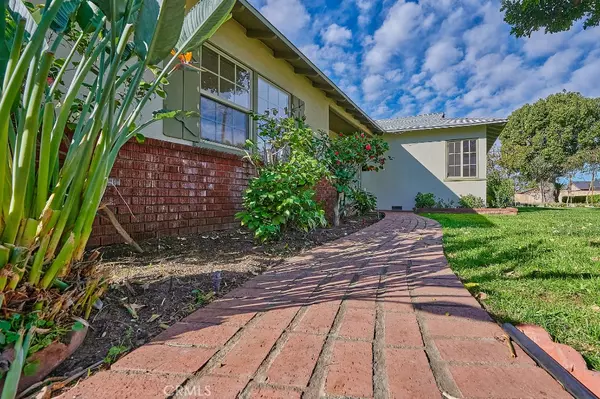 San Dimas, CA 91773,310 E Juanita AVE