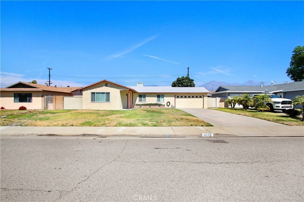 Montclair, CA 91763,4662 Highland ST
