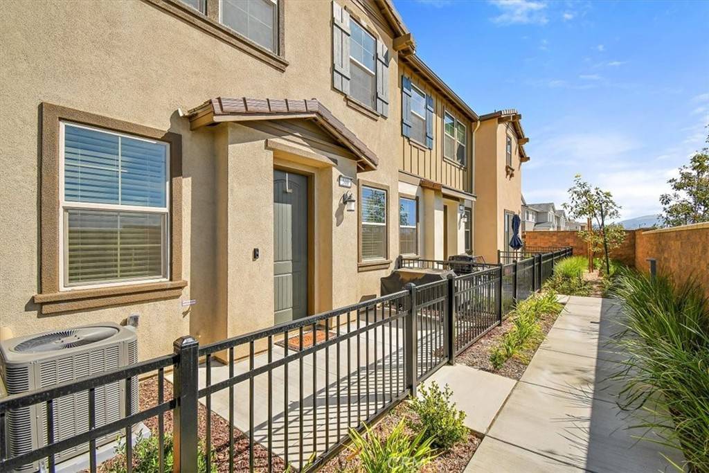 16502 Casa Grande Avenue #508, Fontana, CA 92336