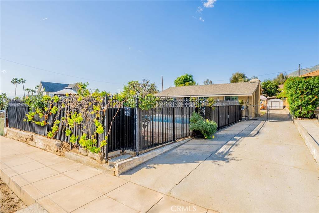 27228 Nona AVE, Highland, CA 92346