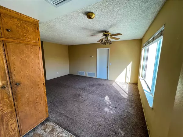 Upland, CA 91784,1649 Lakewood AVE