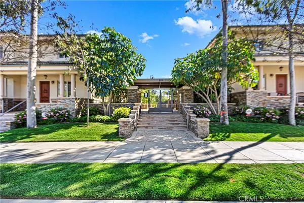 270 E Glenarm Street #105, Pasadena, CA 91106