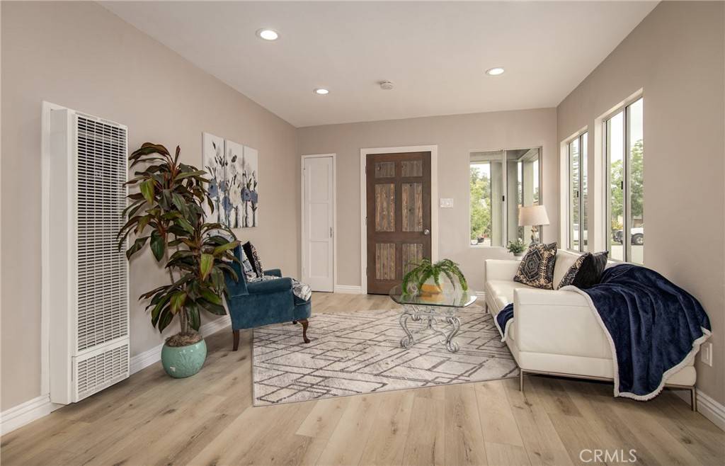 Azusa, CA 91702,938 N Orange AVE