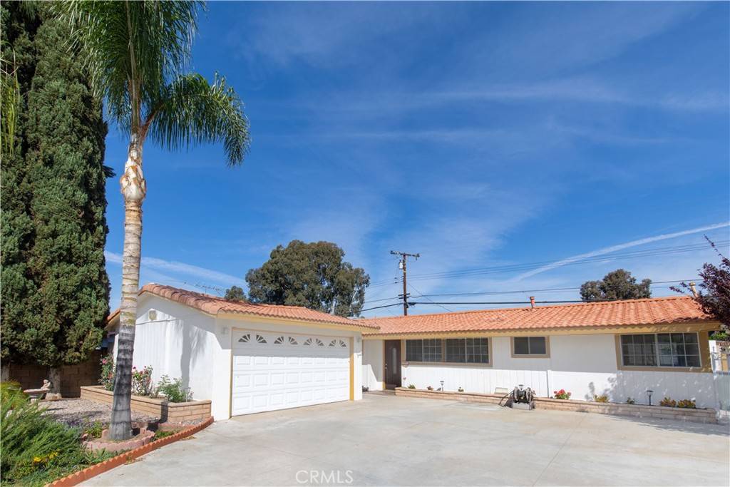 2161 Avalon AVE, Pomona, CA 91768