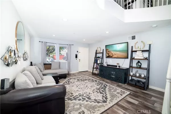 Fontana, CA 92337,15731 Dove LN